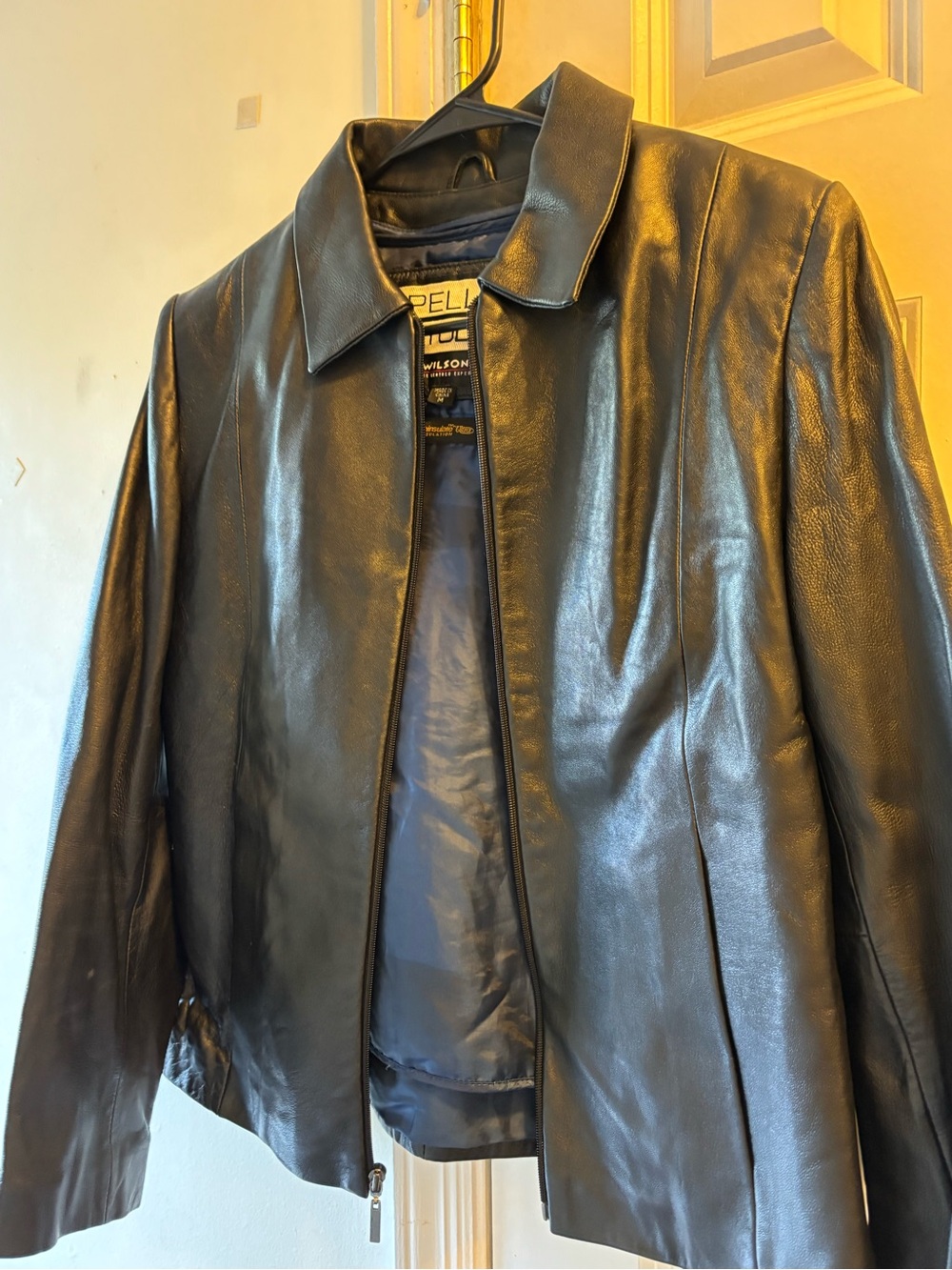 Pelle Studio Women's Black Leather Zip-Front Jacket